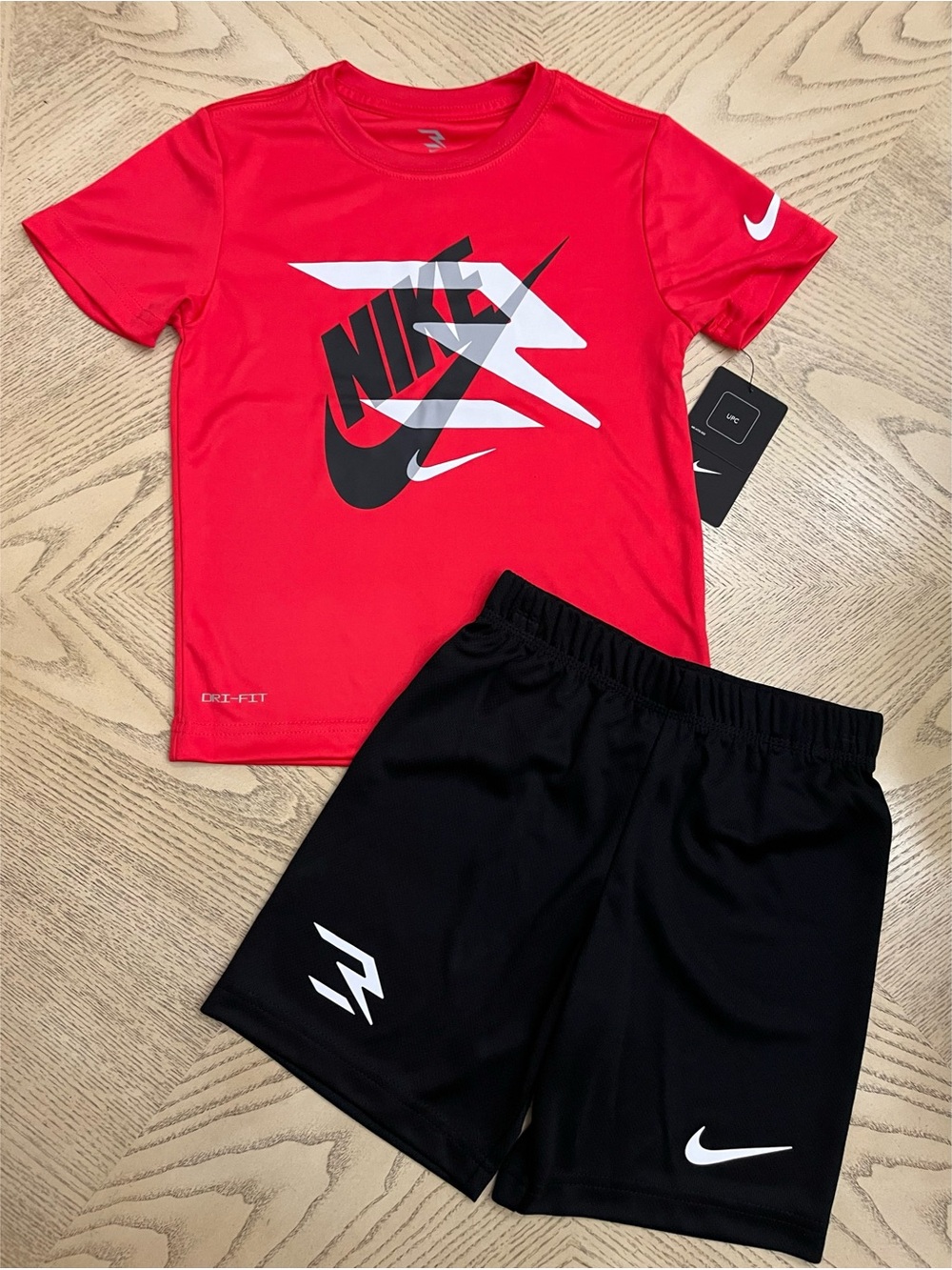 *NWT* Boys Nike 3BRAND Short Sleeve Tee & Shorts Size 7